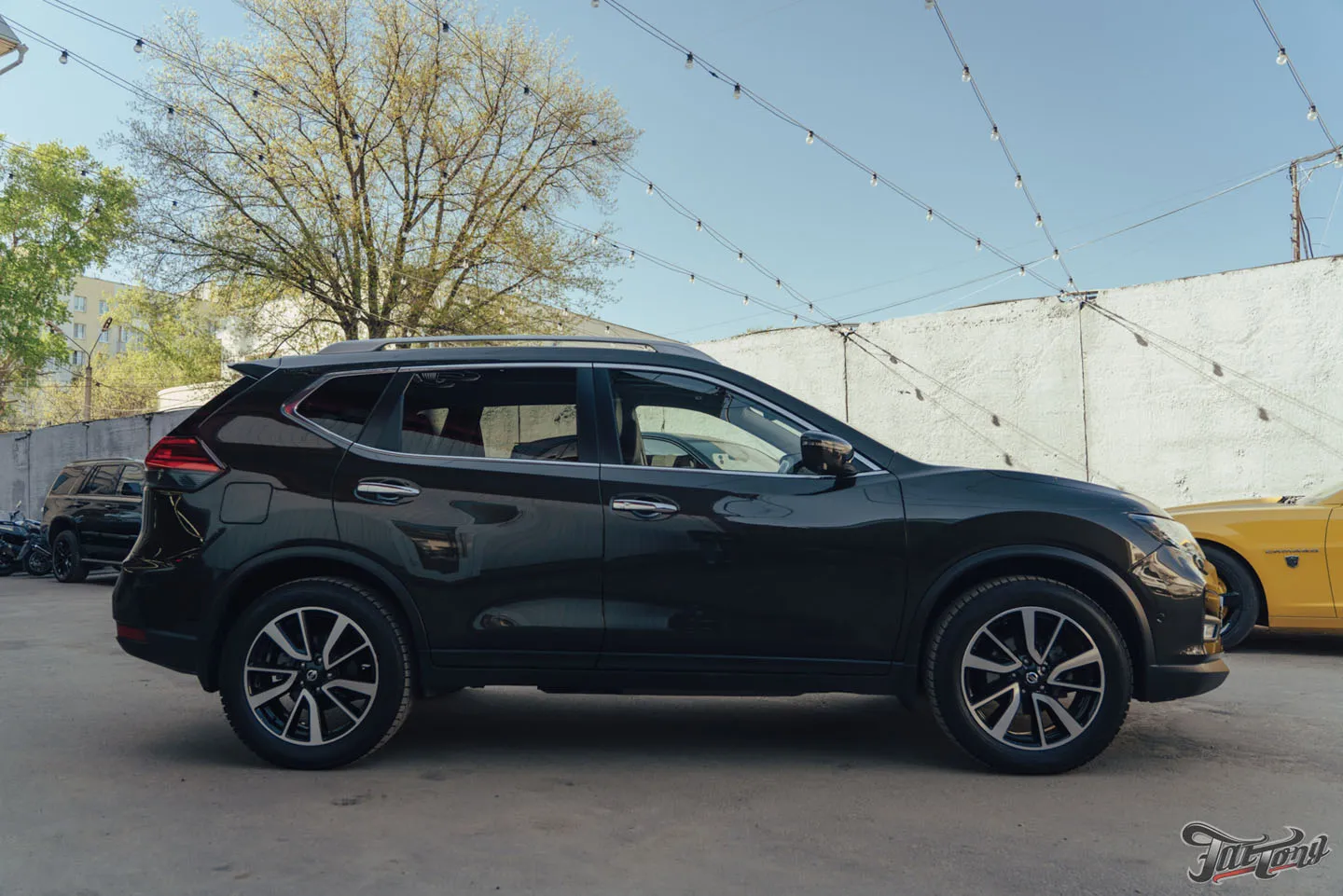 Полировка кузова с покрытием керамикой и мойка подкапотного пространства для Nissan X-trail
